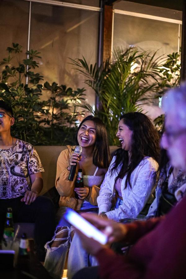 Black Llama Hostel Miraflores 利马 外观 照片