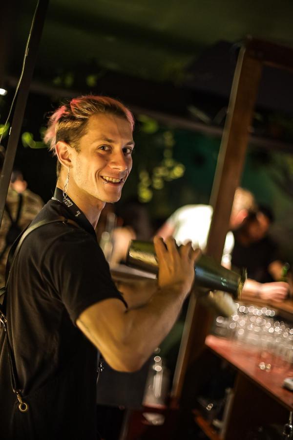 Black Llama Hostel Miraflores 利马 外观 照片