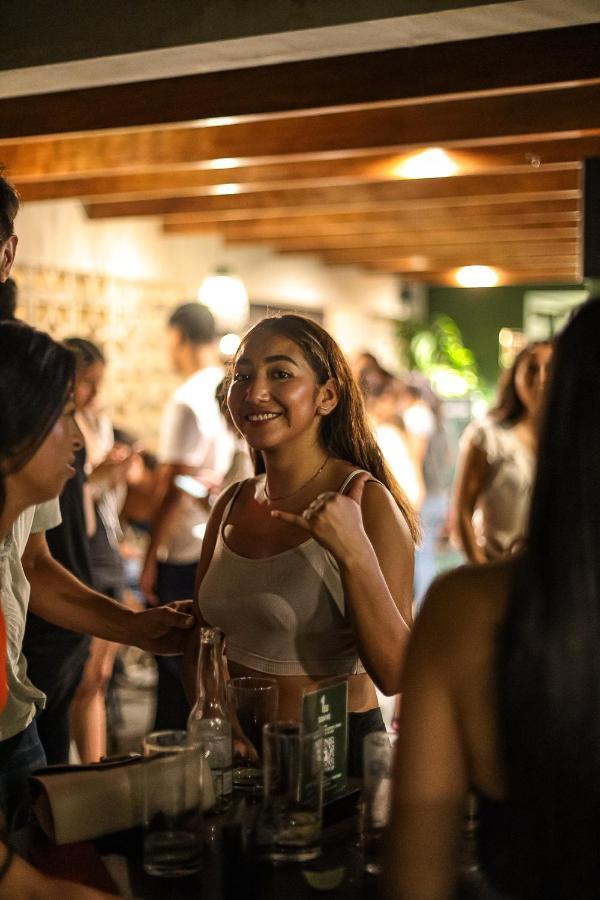 Black Llama Hostel Miraflores 利马 外观 照片