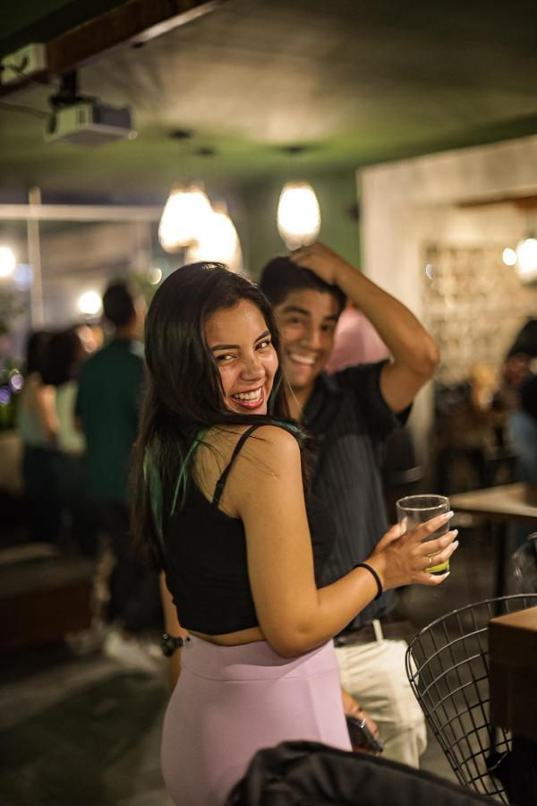 Black Llama Hostel Miraflores 利马 外观 照片